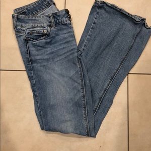 Women’s American Eagle Jeans
